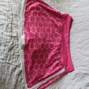 nike hunnycomb patterened tennis skort dri fit